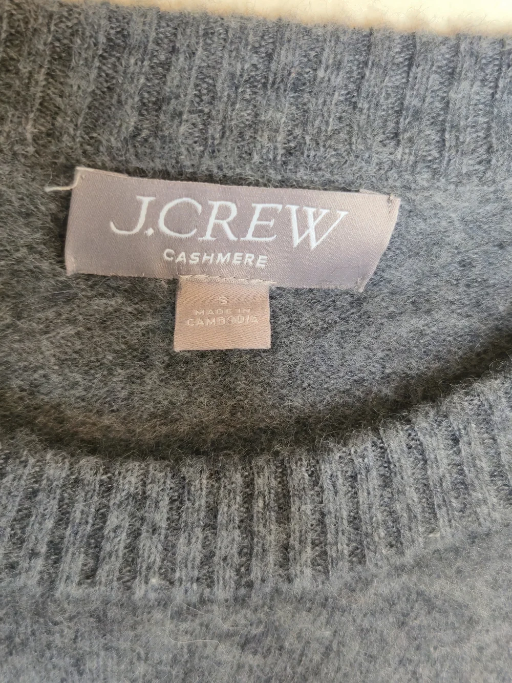 J.Crew 100% Cashmere Crewneck Sweater Heather Gray Size S Holiday 2025